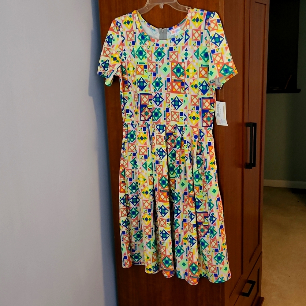 Lularoe Amelia dress